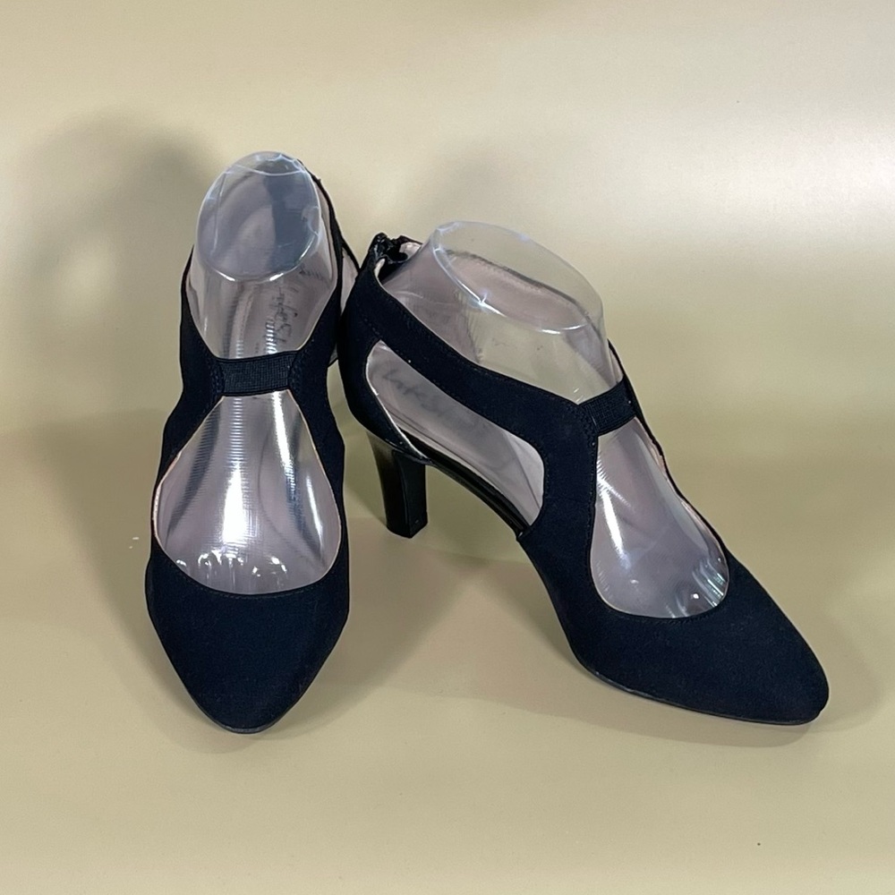 **NWT Life Stride Giovanna 2  Women's Black Dress Pumps  Sz 6M